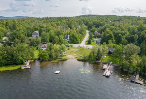 Accès au plan d'eau